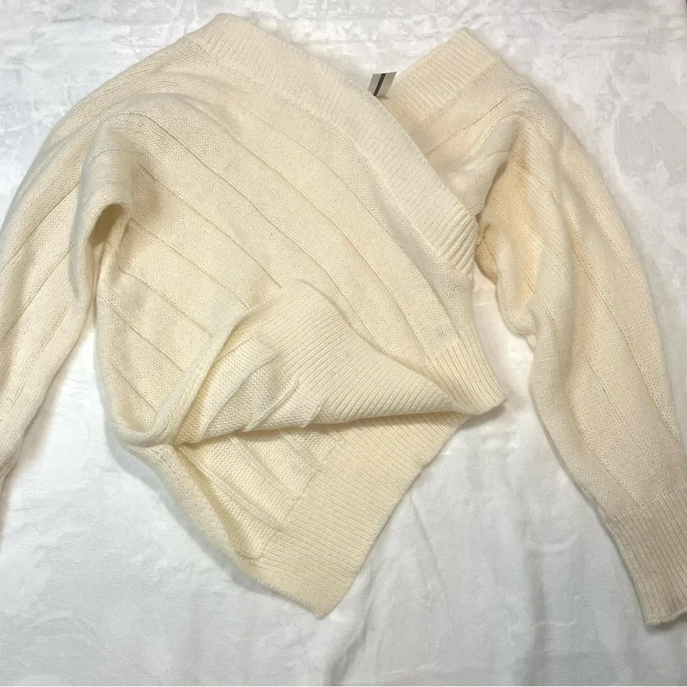 WRAPPED SWEATER WITH UNEVEN BOTTOM Size S - Picture 5 of 6